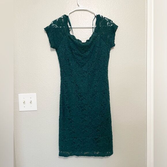 Dresses & Skirts - Dao Chloe Dao Green Lace Off Shoulder Bodycon Dress Size L